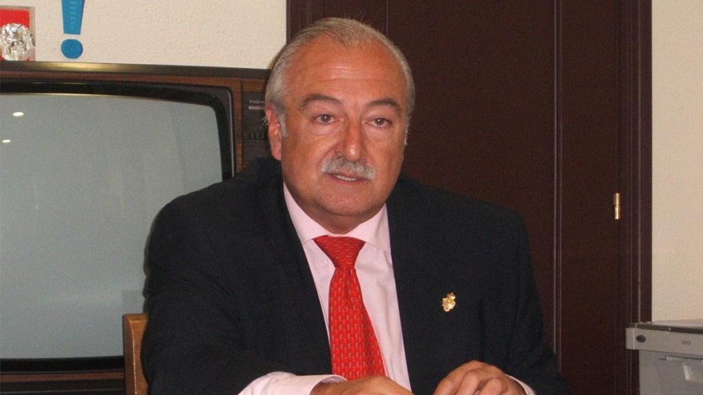 D. Luis Cruz de Sola y D. Eduardo Pereiras Hurtado, protagonistas de los actos entorno el besamanos de Ntro. Padre Jesús de la&nbsp;Vía-Crucis