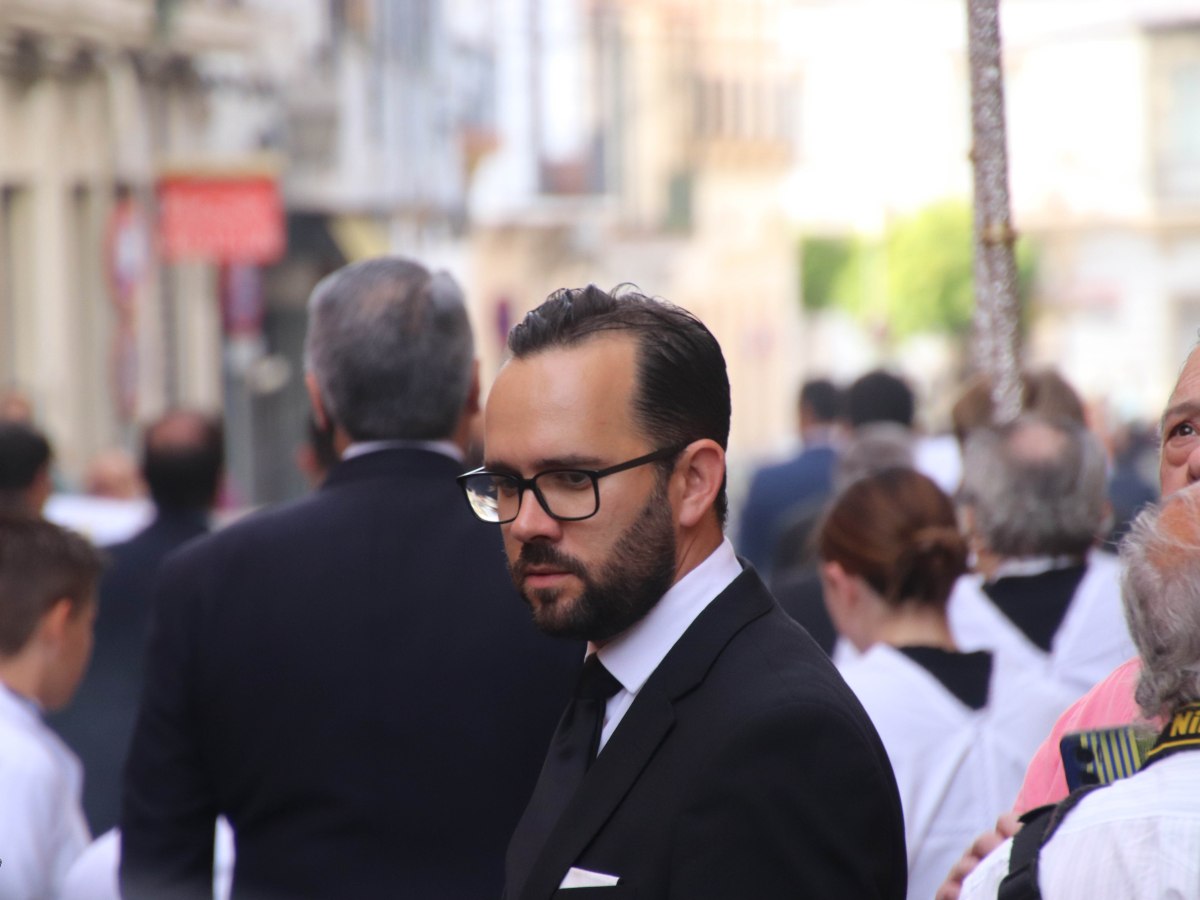 Manuel Jesús Elena Hernández no seguirá comandando el paso de palio de María Santísima de la&nbsp;Esperanza