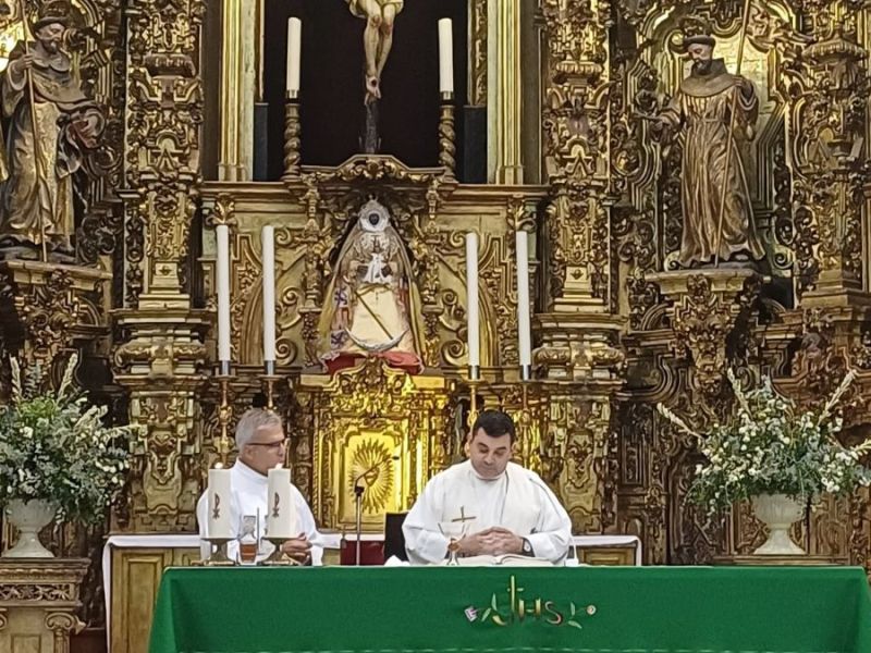 Asistencia a la Santa Misa por el LII Aniversario del fallecimiento de P. Pedro Guerrero&nbsp;González