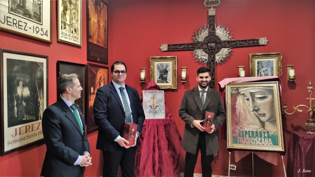 Presentados el cartel y logotipo conmemorativo del 75 Aniversario de la bendición de María Santísima de la&nbsp;Esperanza