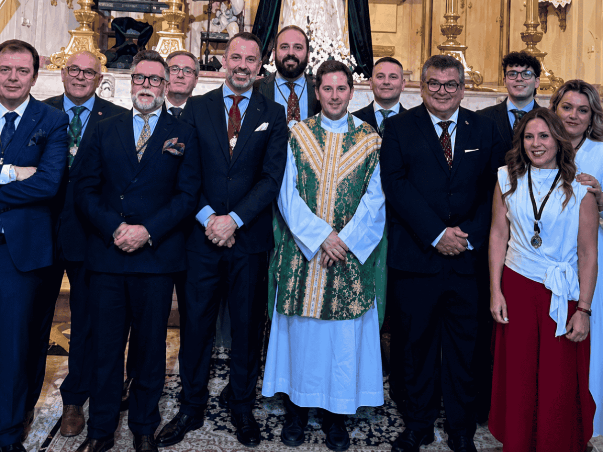Felicitación a D. Simón Grosso Gracia por su toma de posesión como nuevo Hermano Mayor de la Hermandad del&nbsp;Perdón